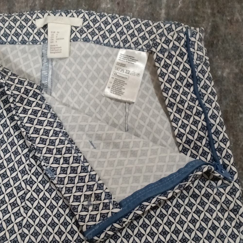H&M Capris Size 4 - Picture 5 of 8